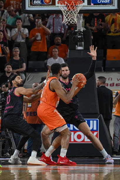 在现代足球 在现代足球