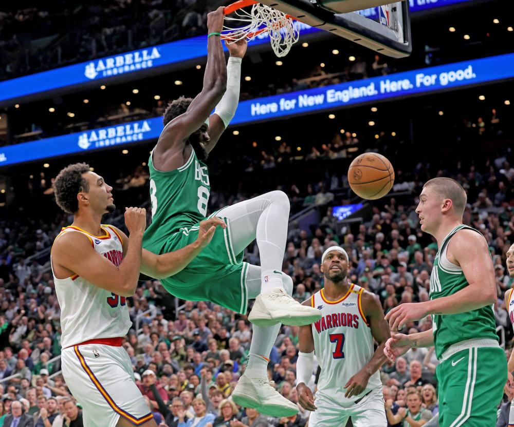 成功将球送 成功将球送