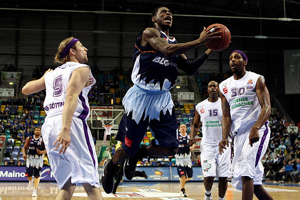 誉的较量 誉的较量